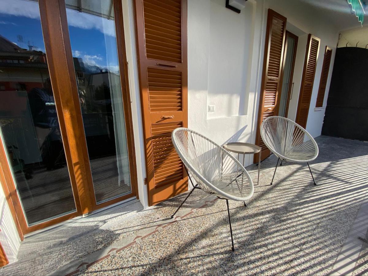 Casa Dell'Edera - Holiday Apartment In Domodossola Dış mekan fotoğraf